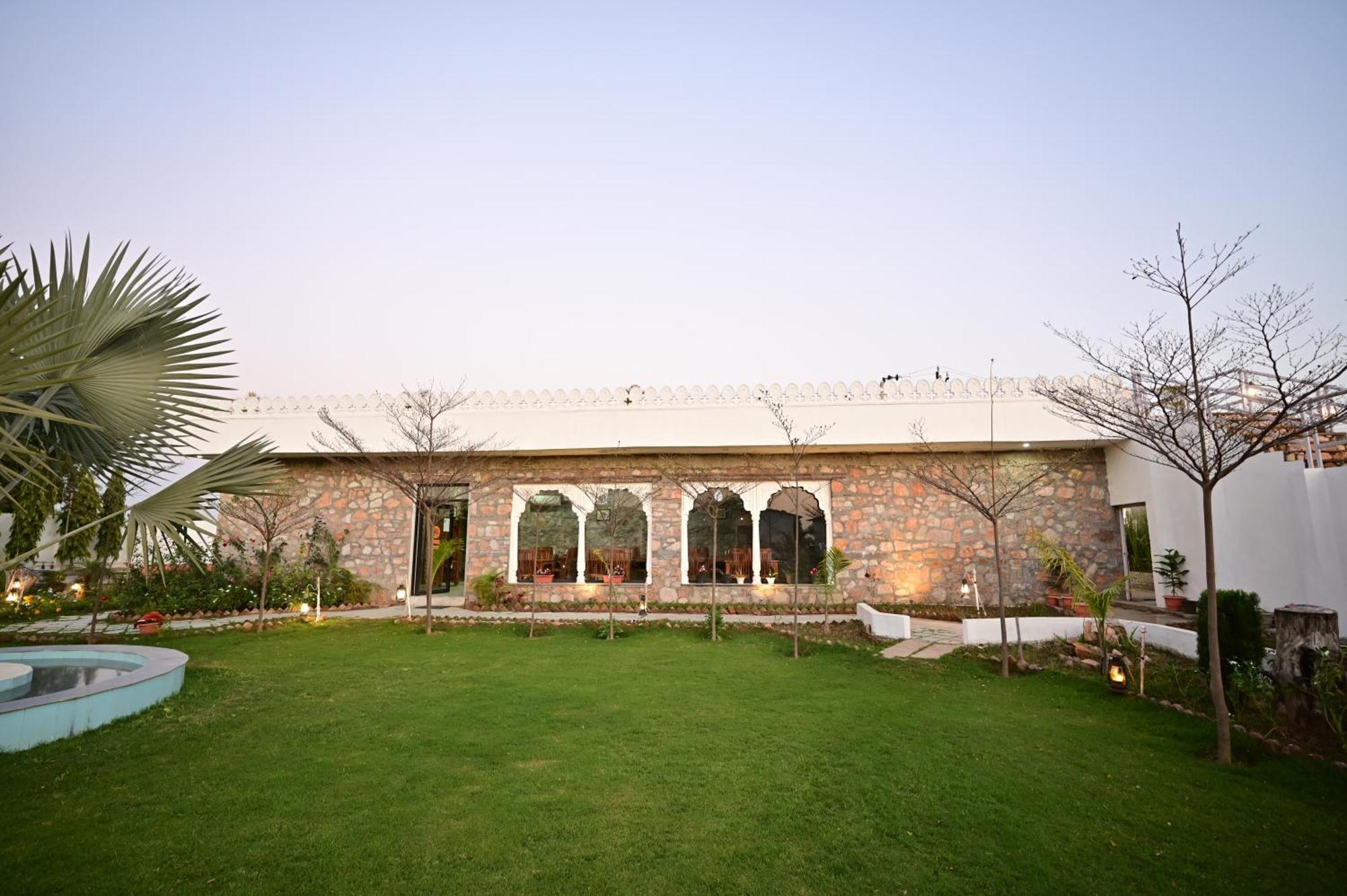 The Castle Crown - Hem Vilas Resort Ranthambhore Sawai Madhopur Exteriér fotografie